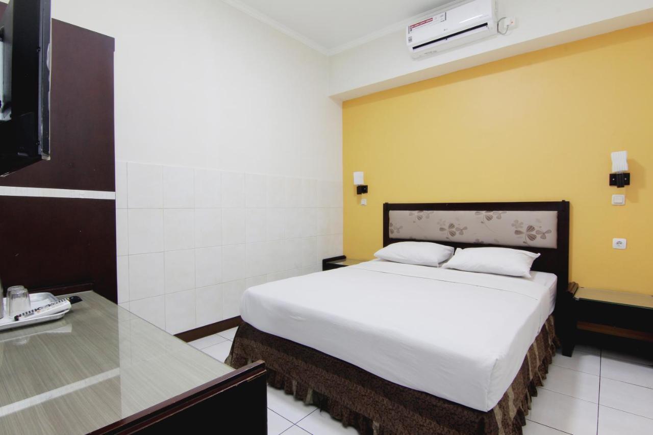 Hotel Palem Бандунг Экстерьер фото