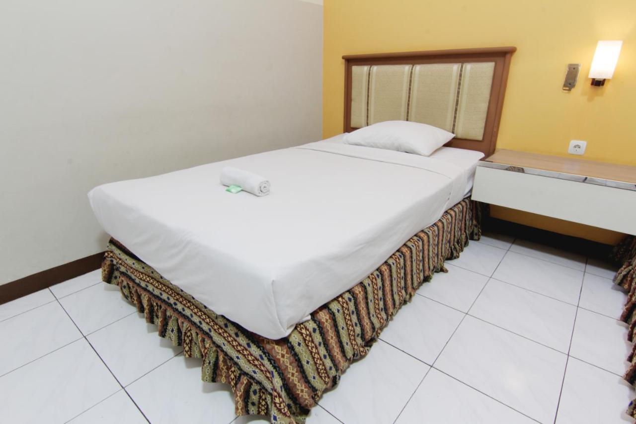 Hotel Palem Бандунг Экстерьер фото