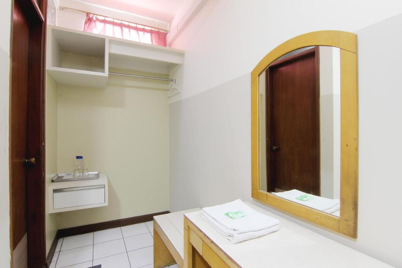 Hotel Palem Бандунг Экстерьер фото