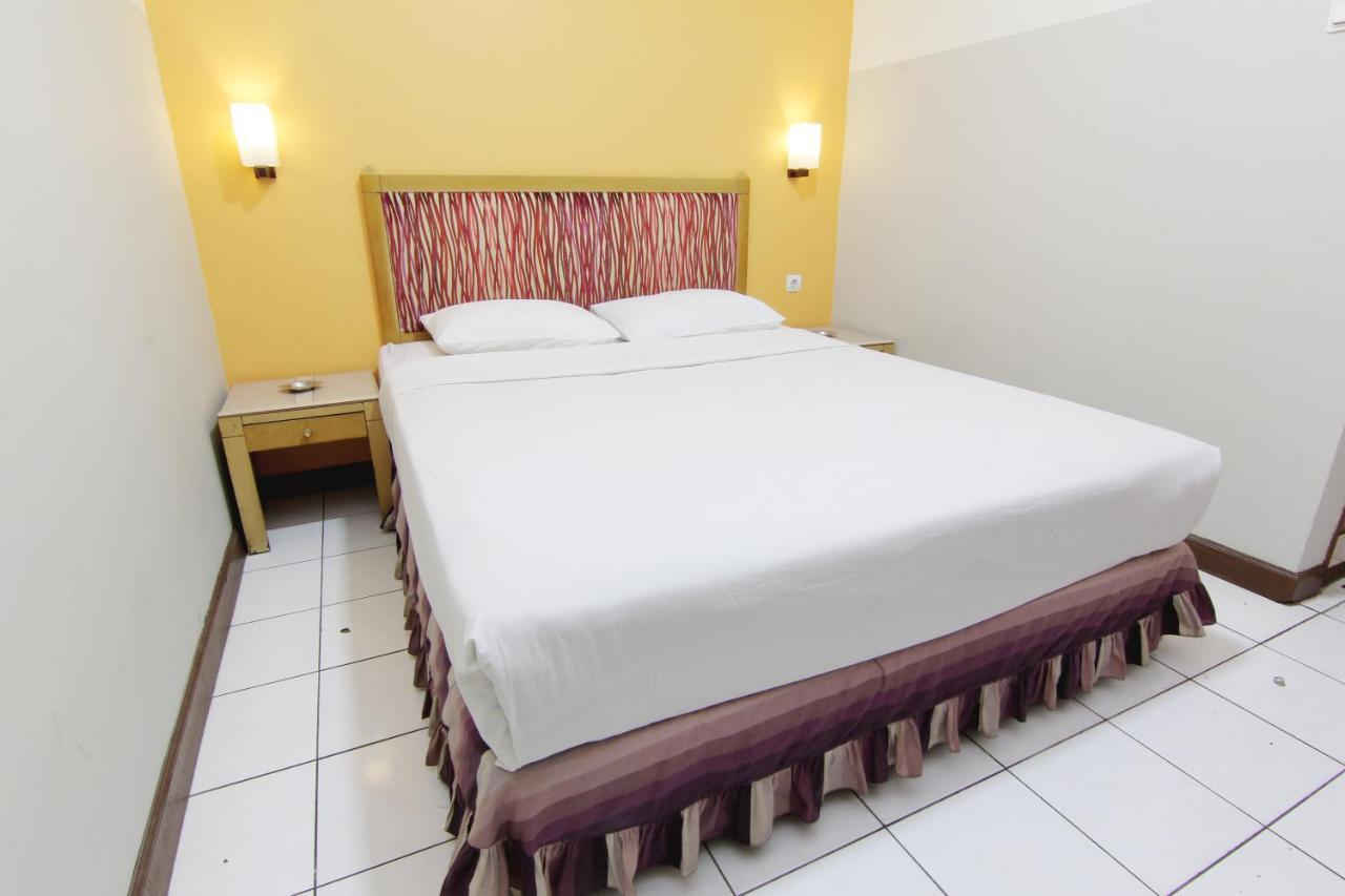 Hotel Palem Бандунг Экстерьер фото