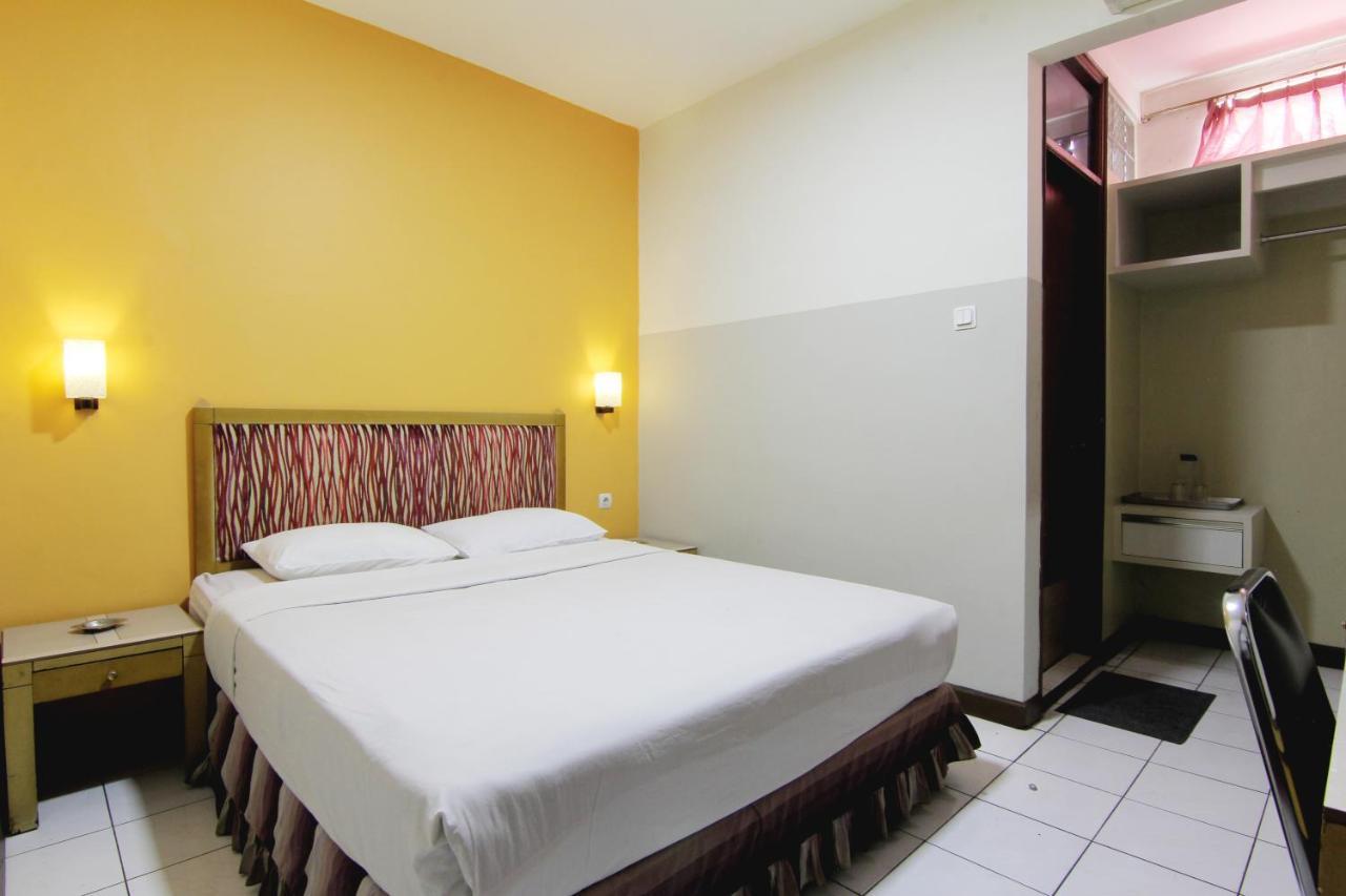 Hotel Palem Бандунг Экстерьер фото