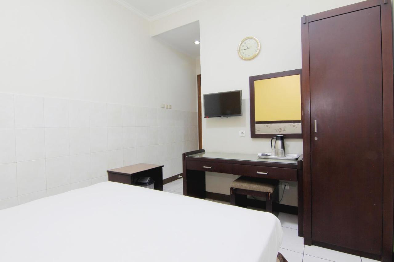 Hotel Palem Бандунг Экстерьер фото