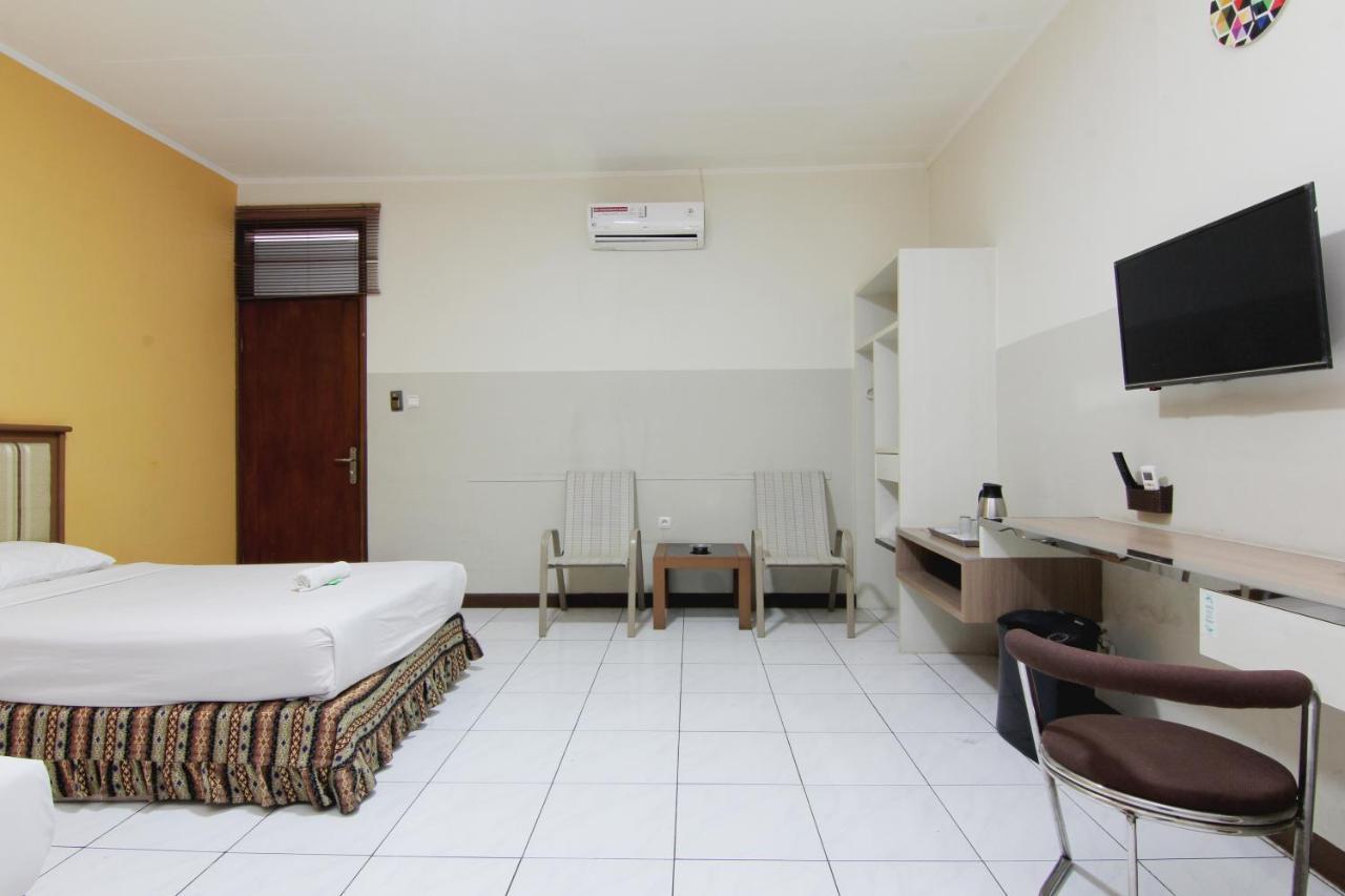 Hotel Palem Бандунг Экстерьер фото